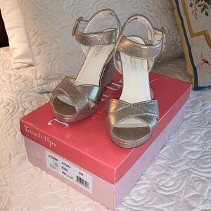 Touch Ups by Benjamin Walk, Size 6 Stormy